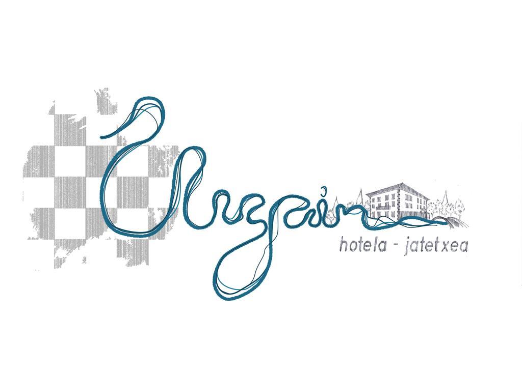 Hotel Urgain Oronoz-Mugaire Bagian luar foto