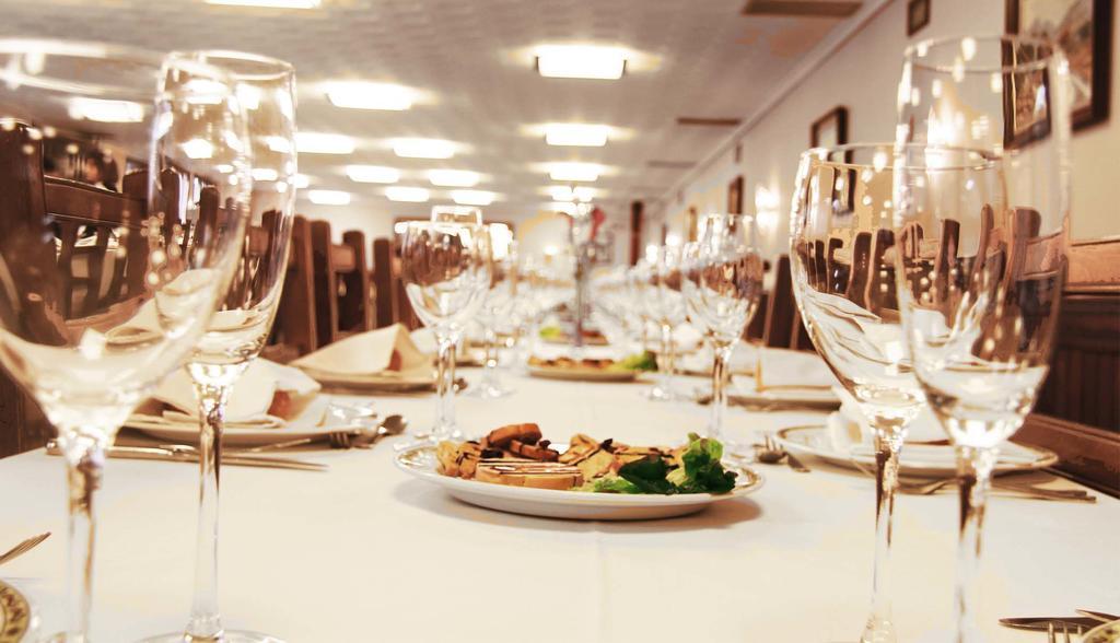 Hotel Urgain Oronoz-Mugaire Bagian luar foto